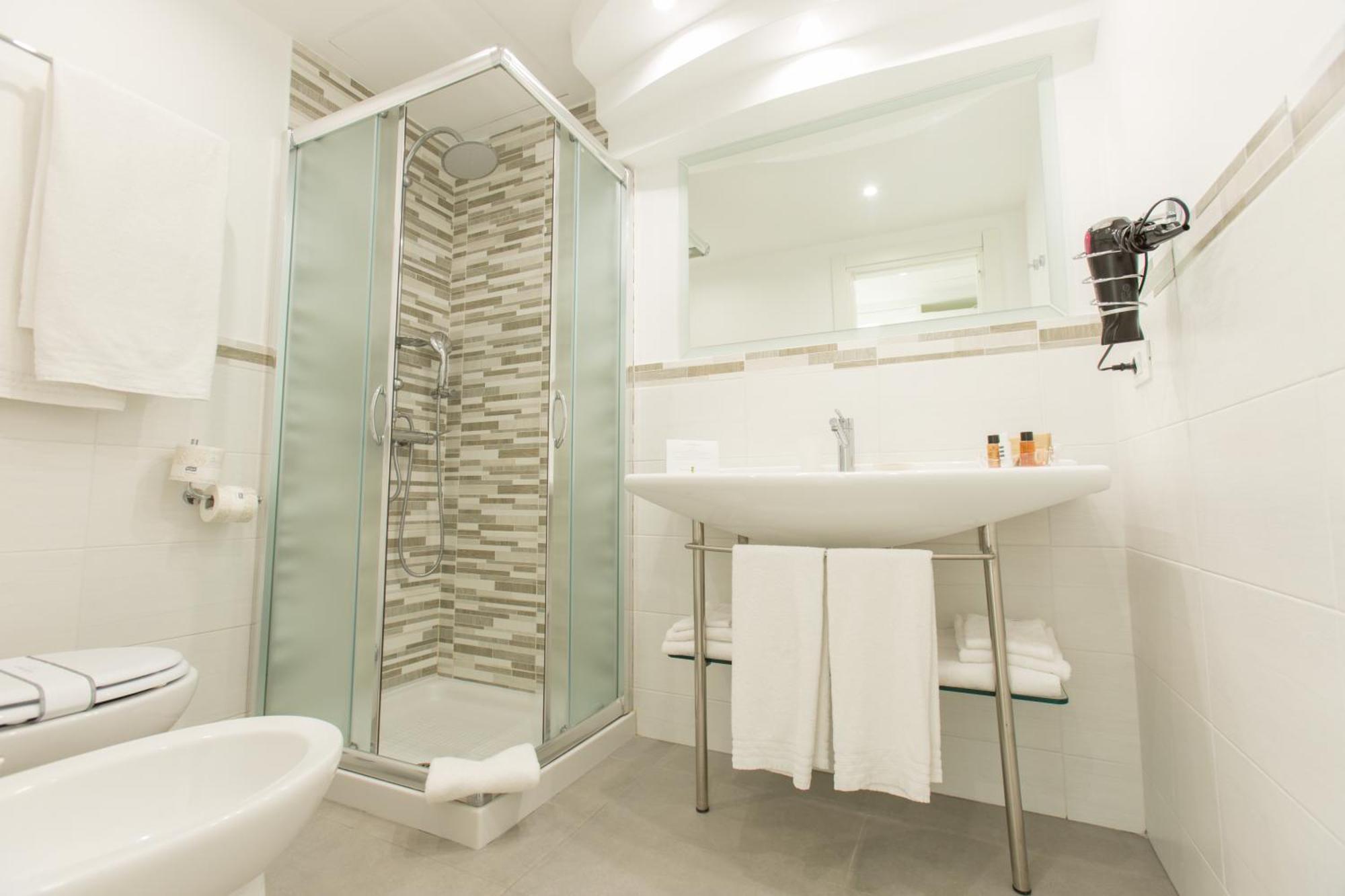 Comfort Double or Twin Room